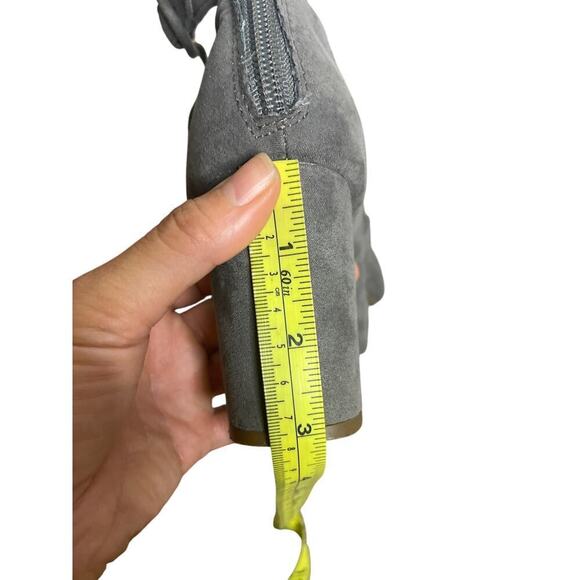 Unionbay Gray Faux Suede Triple Strap Mary Jane Block Heel Women's Size 7.5 - Picture 7 of 7